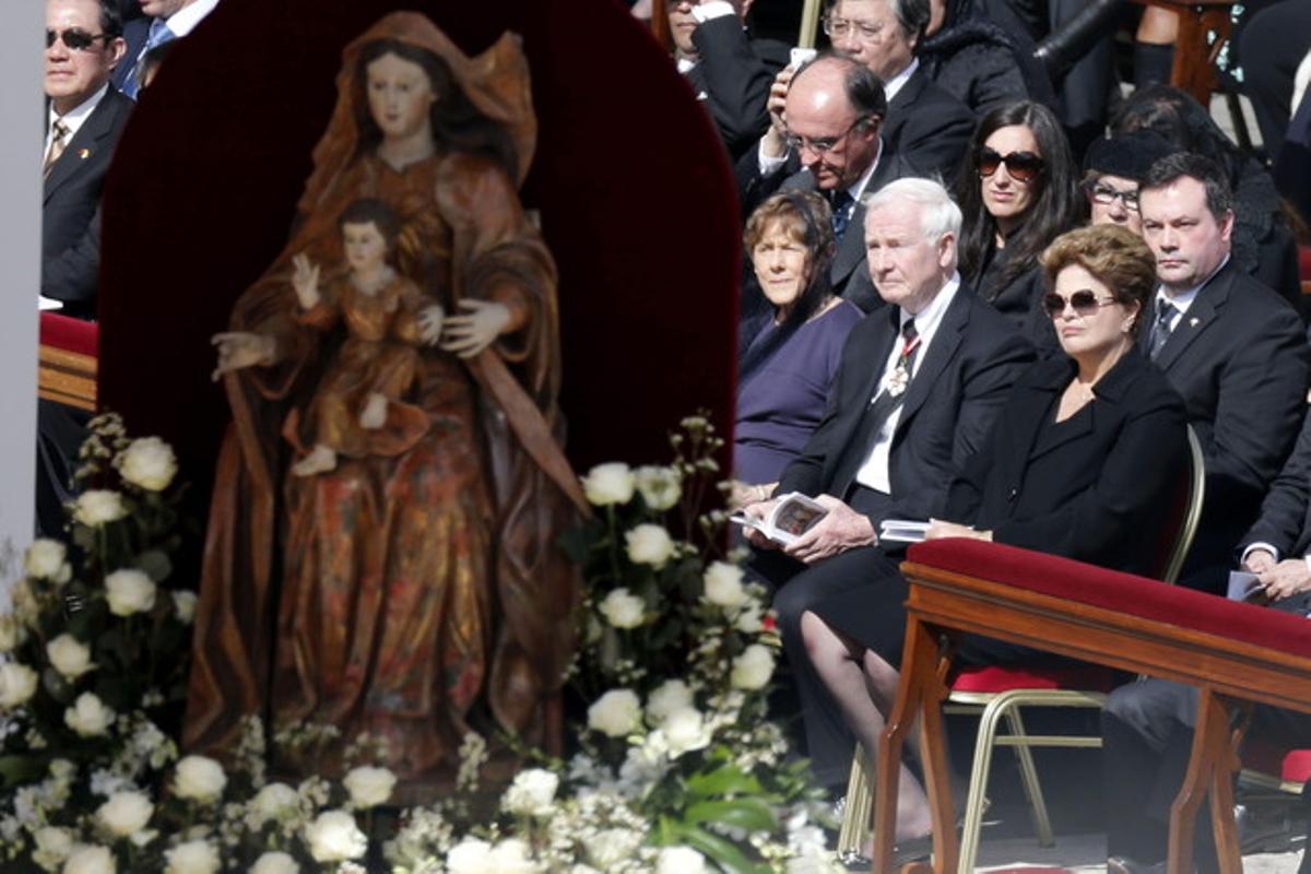 La presidenta del Brasil, Dilma Rousseff, país amb més catòlics del món.