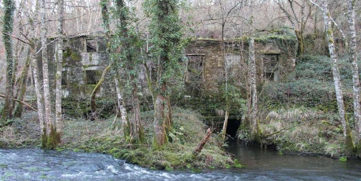 Cen anos de luz eléctrica na vila de Lalín