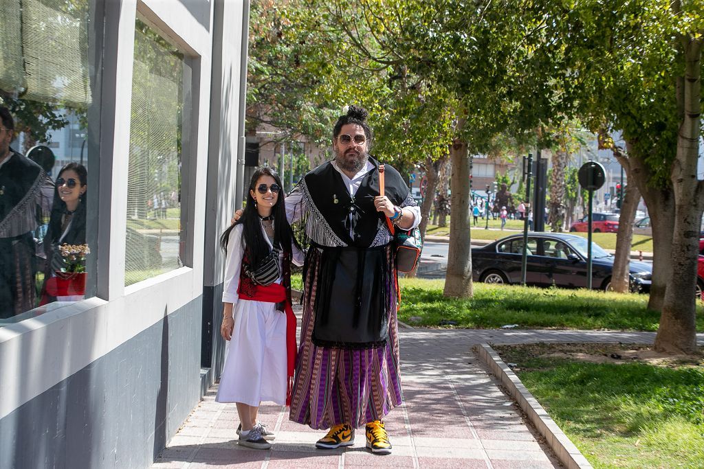 FOTOS | Ambientazo en la calles de Murcia durante el día del Bando