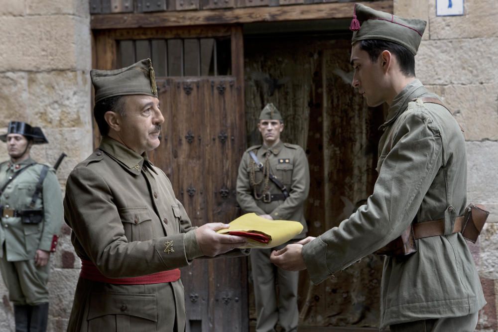 Santi Prego, que dará vida a Franco, y Luis Zahera participan en 'Mientras dure la guerra', la última película de Alejandro Amenábar ambientada en la Guerra Civil.