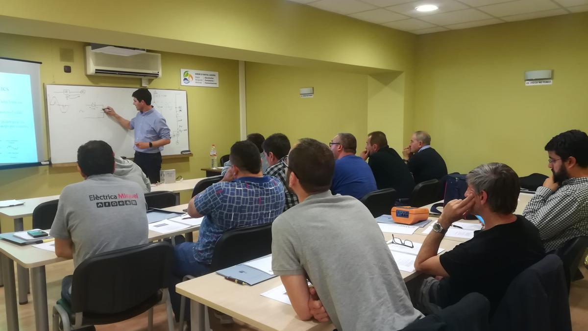 Els cursos de formació estan 100% subvencionats