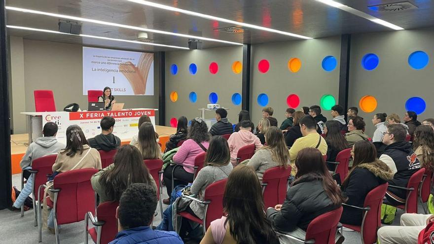 Charla durante una edición anterior de la cita.| Cedida a Lne