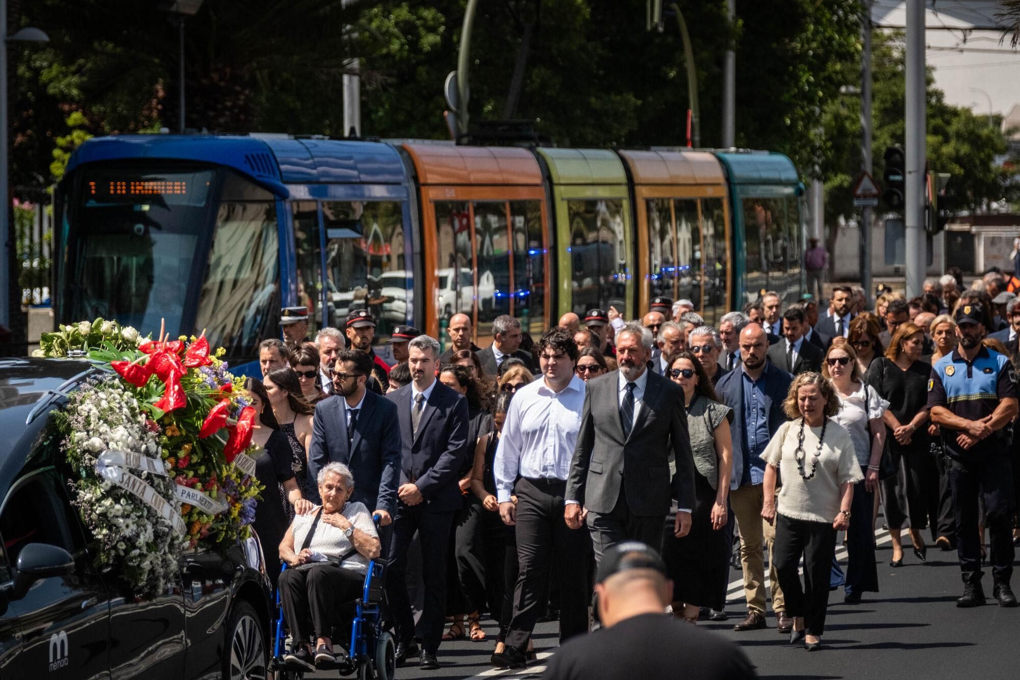 Funeral de Manuel Hermoso en Santa Cruz de Tenerife.