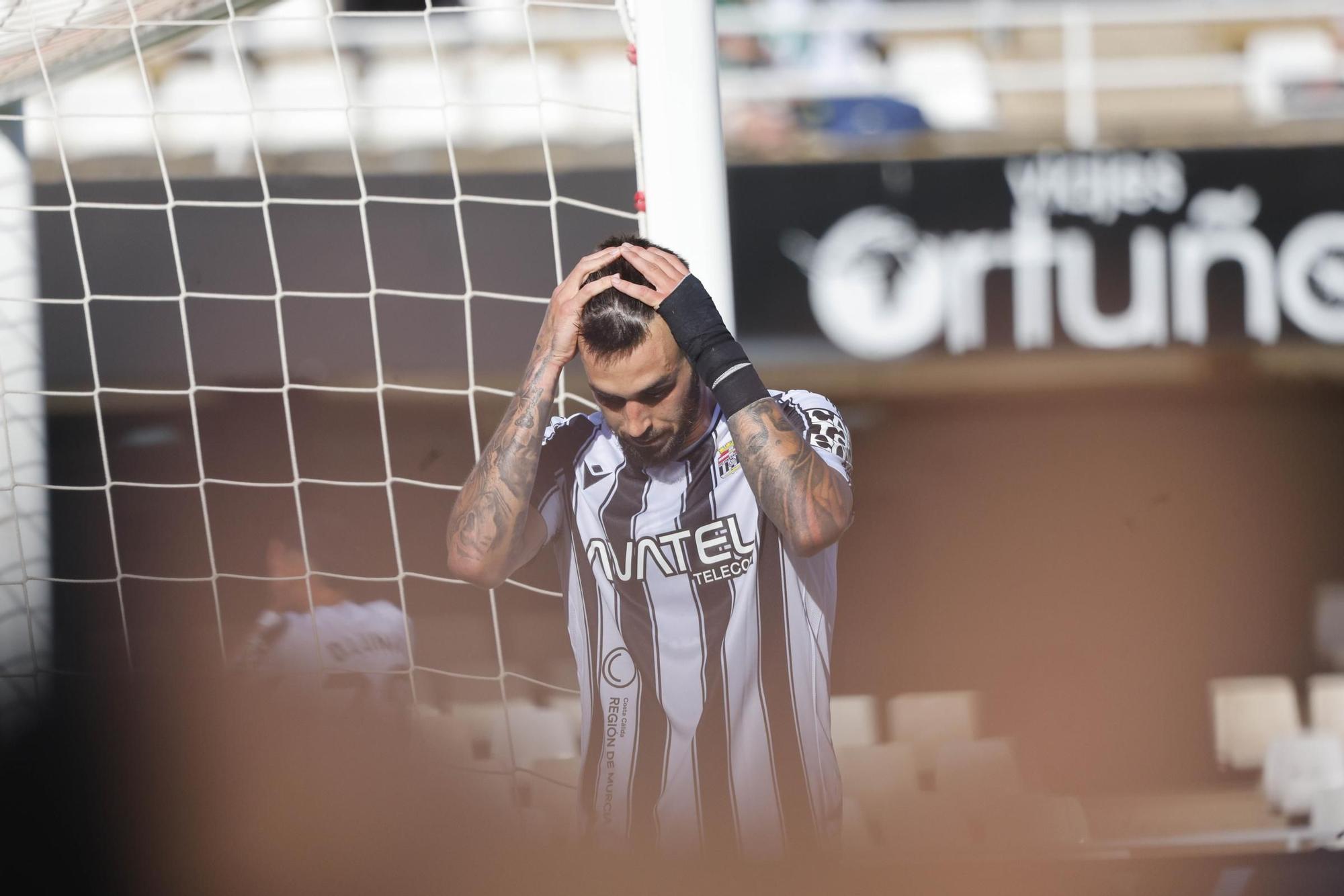 La victoria del FC Cartagena ante el Racing, en imágenes