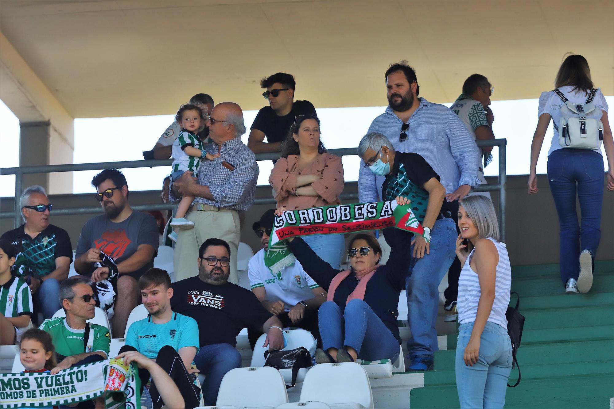 Las imágenes de los aficionados en el Córdoba CF-AD Ceuta CF