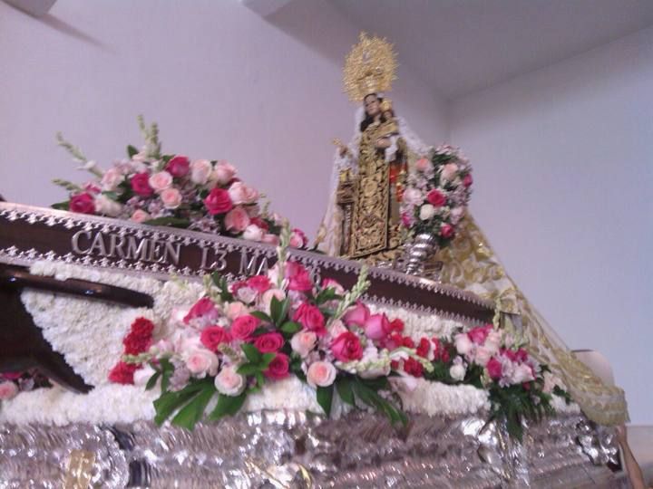 Salida de la procesión de la Virgen del Carmen en Torremolinos.