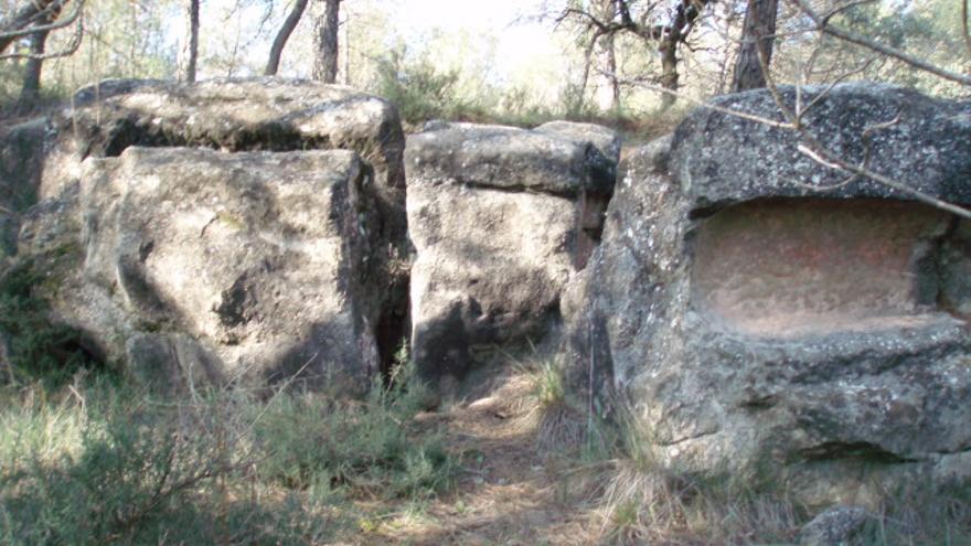 Sant Fruitós dona a conèixer el jaciment arqueològic de les Tombes de Sant Genís