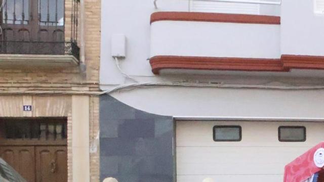 El pasacalles de peñas animó a grandes y pequeños.
