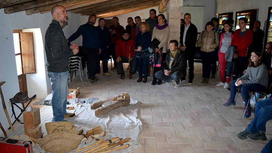 Muere Miquel Guardiola, un arqueólogo de Castellón que trabajó en Atapuerca y descubrió un yacimiento de dinosaurios en Morella