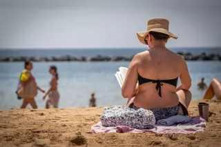 Cinco abusos laborales que no debes aceptar estas vacaciones