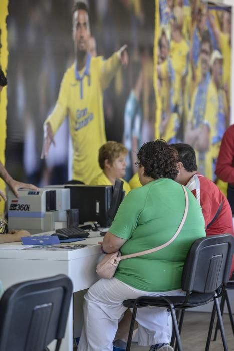 lAS PALMAS DE GRAN CANARIA A 12/06/2017. Inicio de la Campaña 2017-18 de Abonados de la UD Las Palmas. FOTO: J.PÉREZ CURBELO