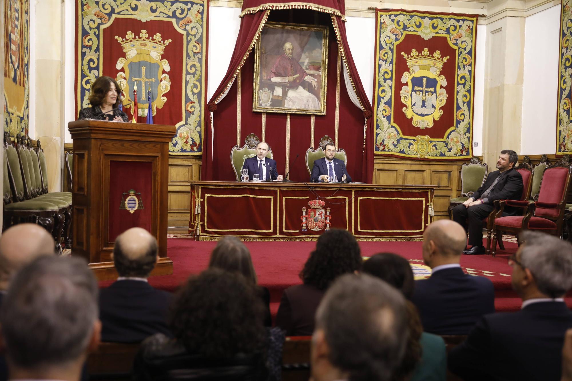 Ángela Santianes abre "una nueva etapa" en el Consejo Social de la Universidad de Oviedo