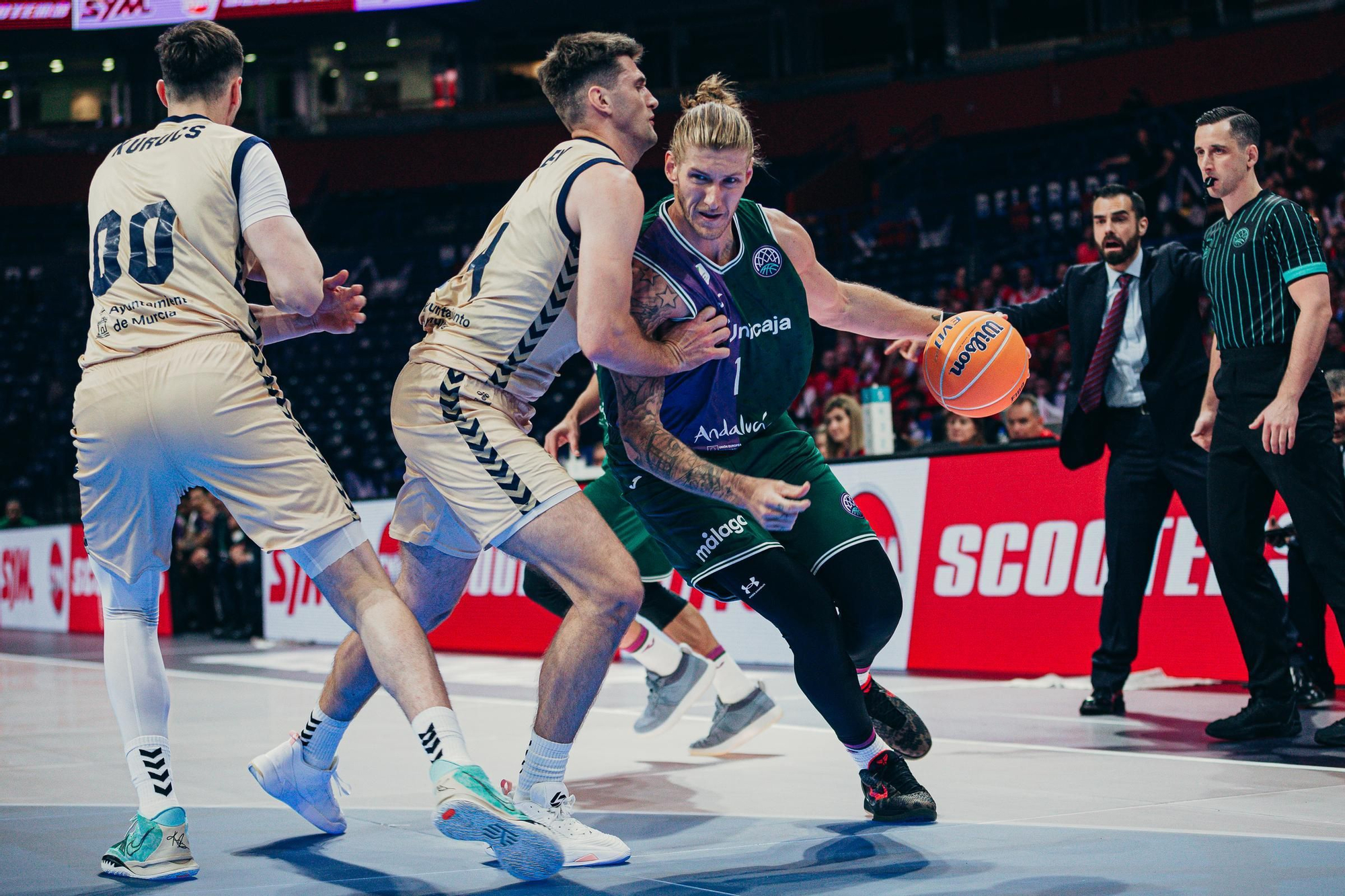 El UCAM Murcia - Unicaja de la Final Four de la BCL, en fotos