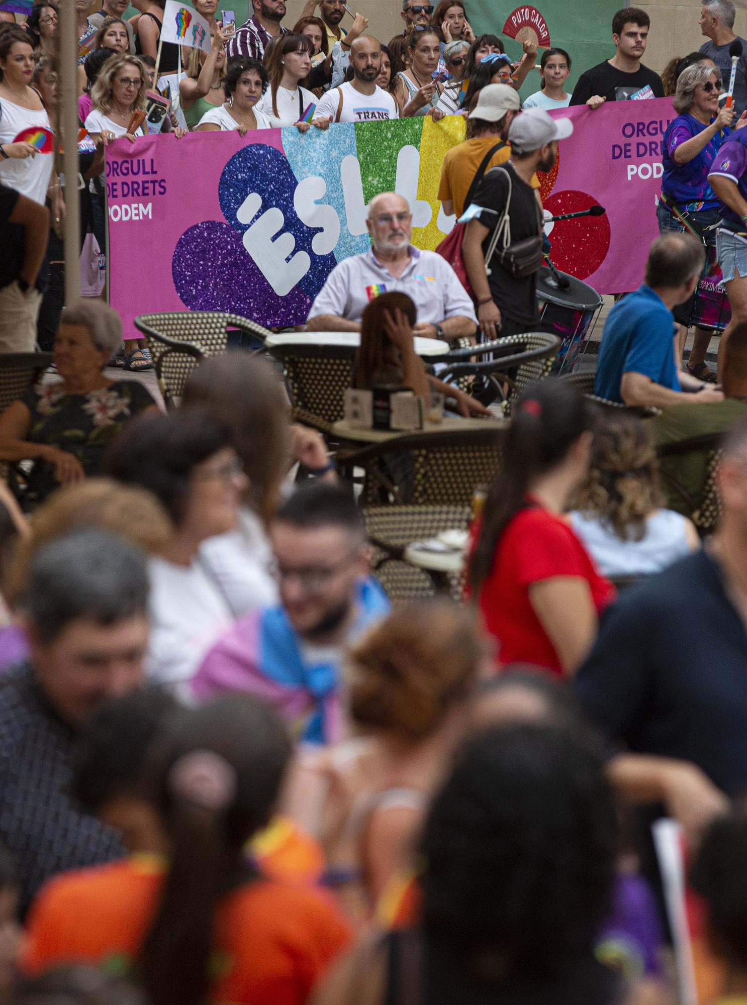 Alicante celebra la primera manifestación del Orgullo 2022