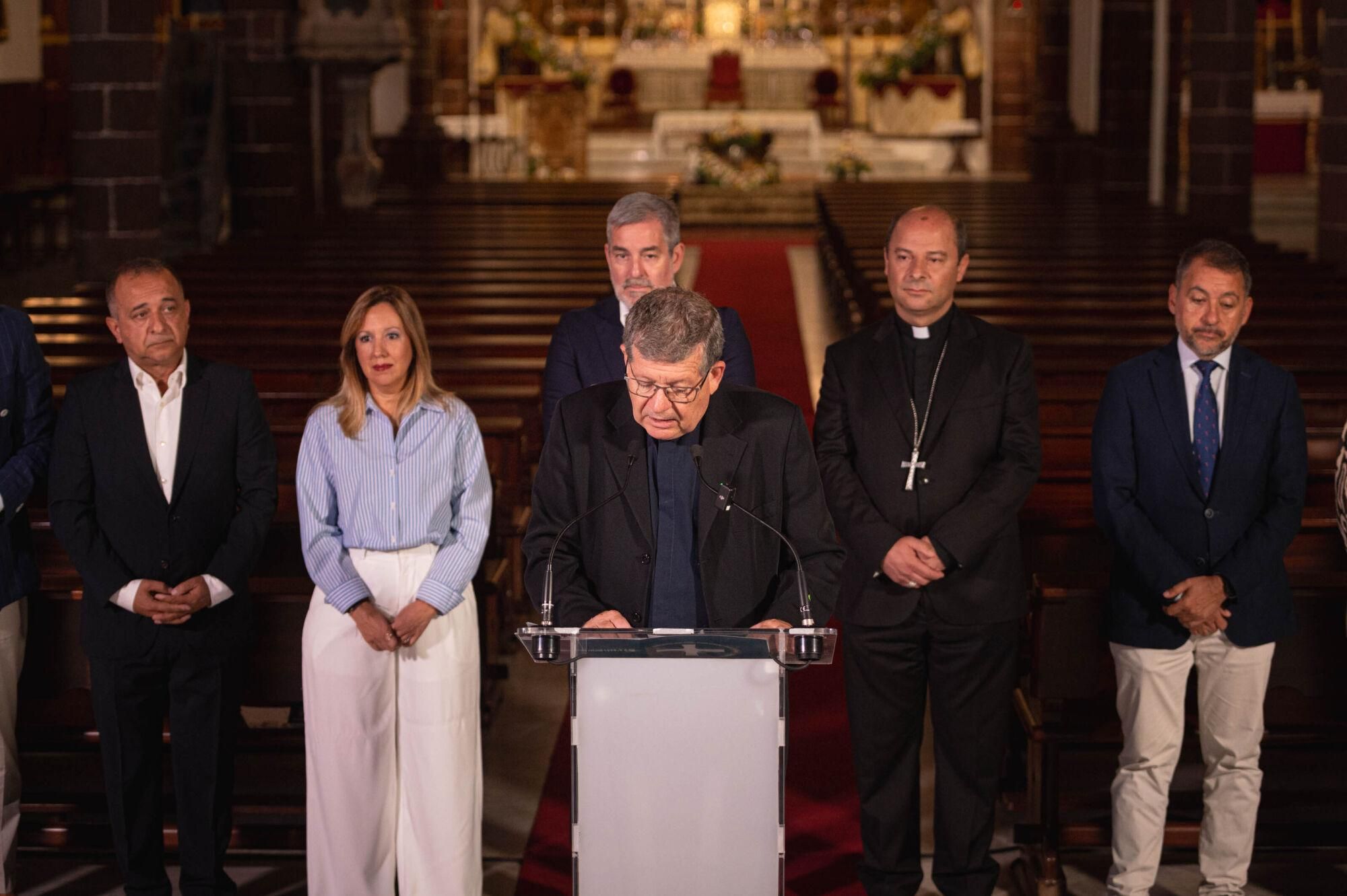 Convenio para la visita de la Virgen de Candelaria a Santa Cruz de Tenerife