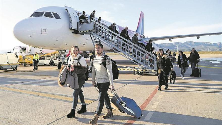 La Sindicatura denuncia fallos en el traspaso del aeropuerto al Consell