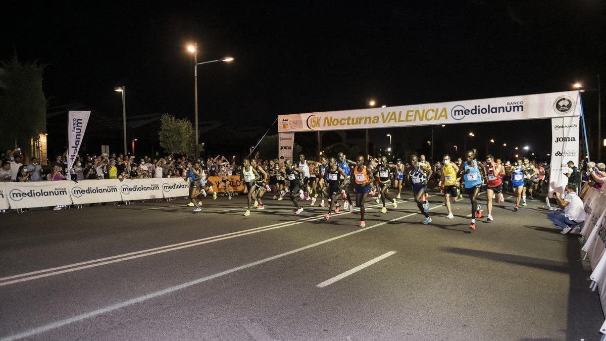 Salida 15k Nocturna Valencia Banco Mediolanum 2021