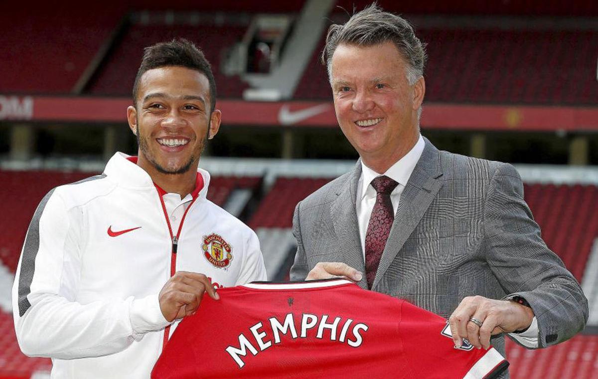 Memphis Depay ya firmó por el United con un entrenador neerlandés en el cargo
