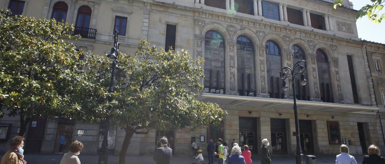 El teatro Jovellanos descarta reabrir el próximo lunes