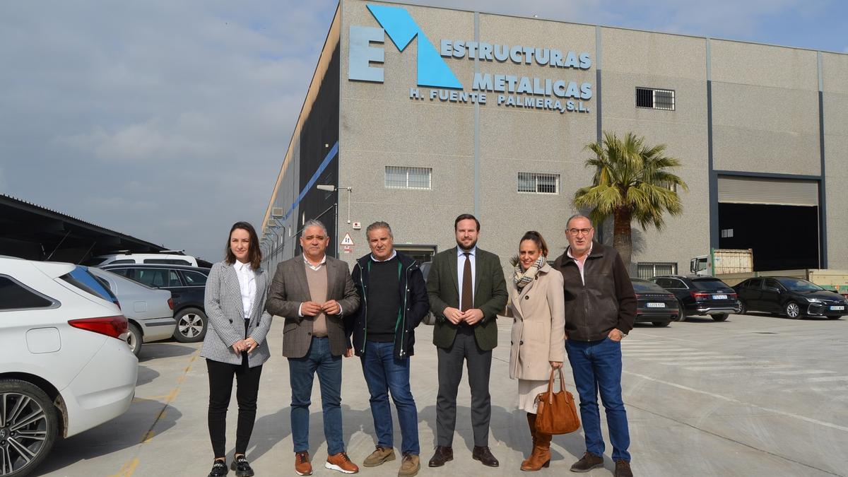 Un momento de la visita a la empresa Estructuras Metálicas de Fuente Palmera.