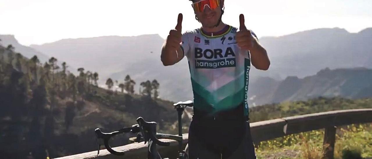 El eslovaco Peter Sagan, en el vídeo que subió a sus redes sociales para agredecer las felicitaciones por su cumpleaños. | | LP/DLP