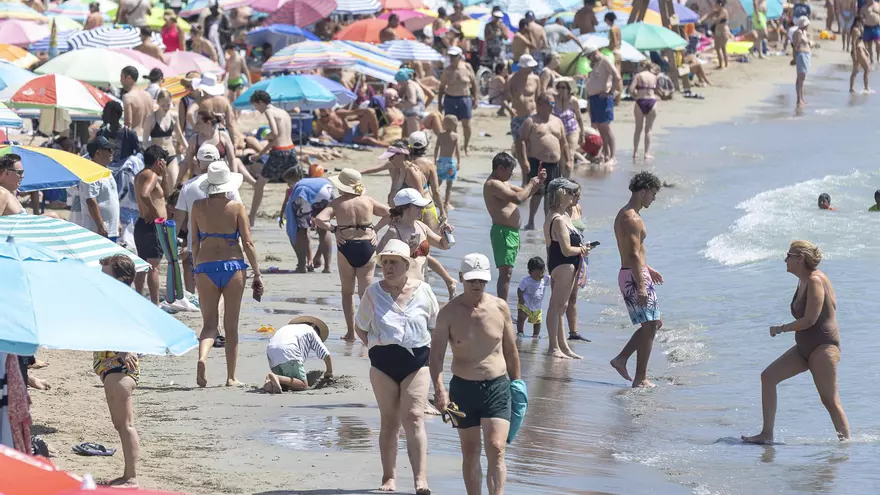 La ola de calor dispara la sensación térmica hasta los 46 grados en la provincia de Alicante