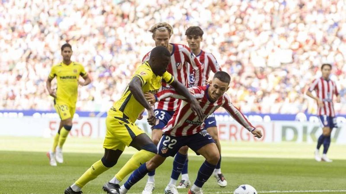 Gran acción de Nico Pepe, que casi asiste para el 0-1.
