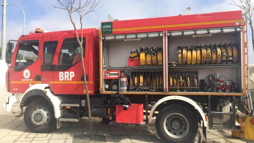 Camión de bomberos de la Diputación de Sevilla.