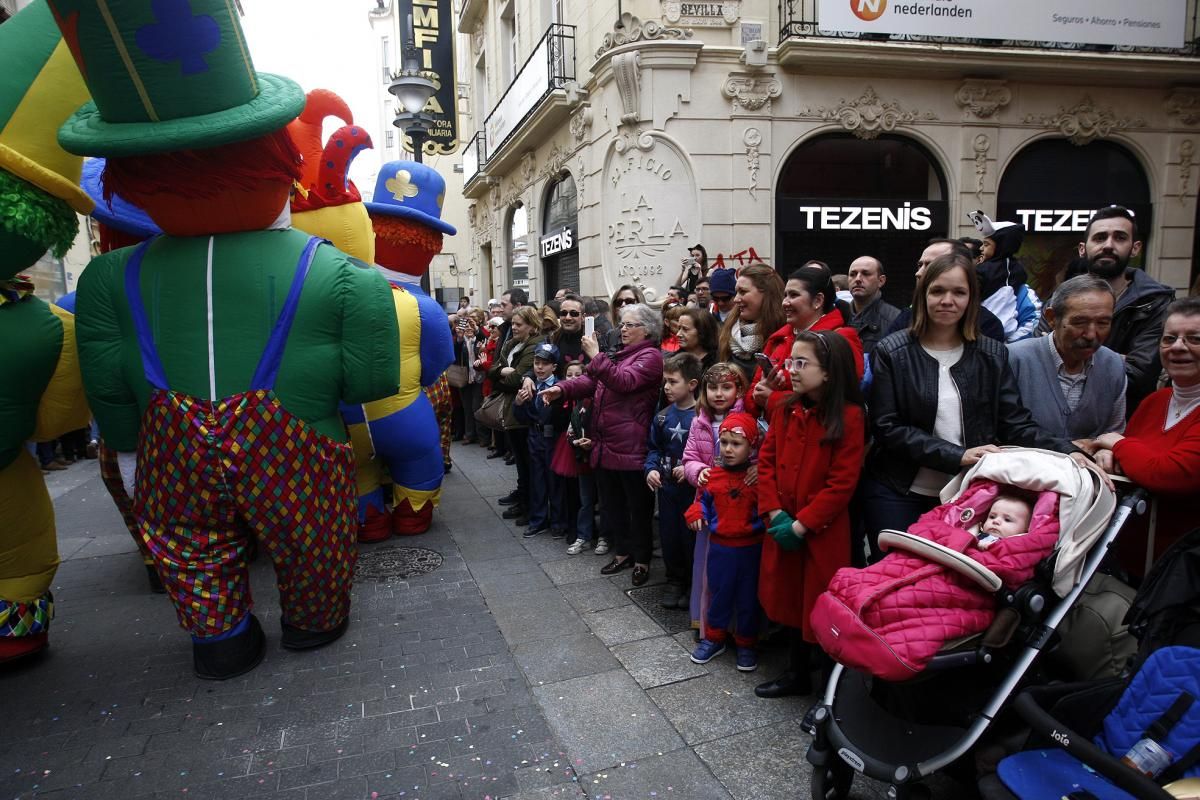 El gran desfile del Carnaval de Córdoba, en imágenes