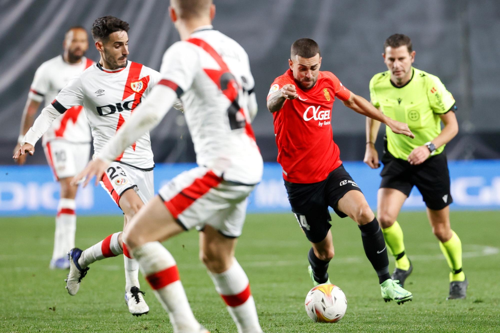 Esperpéntico Mallorca en Vallecas (3-1)