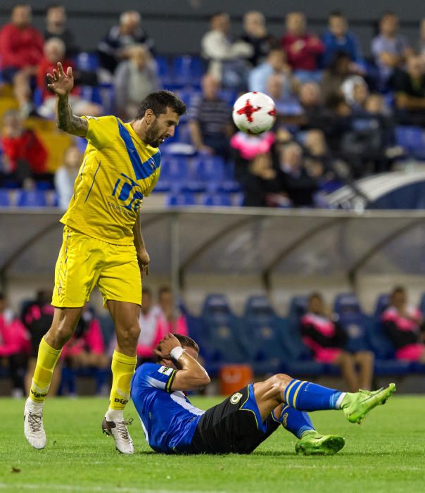 El Hércules regala otro empate en casa ante el Badalona por su nula ambición.