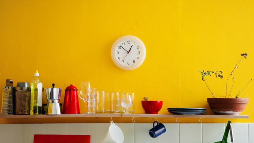 Una cocina de color amarillo puede hacerte ganar más dinero.