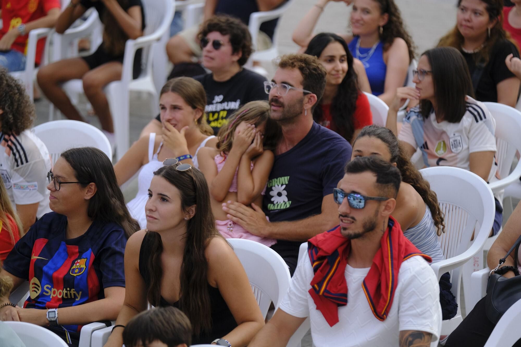 Ambiente de la final de la Eurocopa femenina de fútbol 