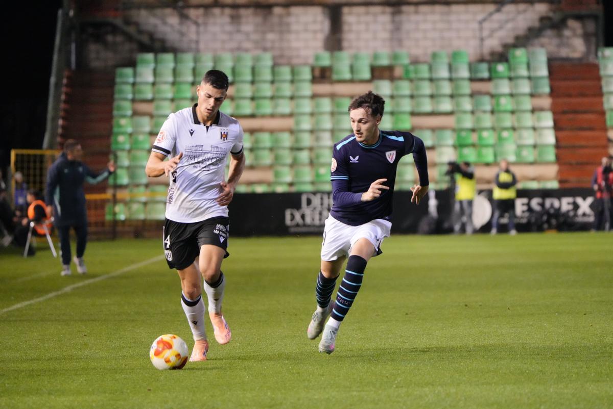 El Mérida - Bilbao Athletic, en imágenes
