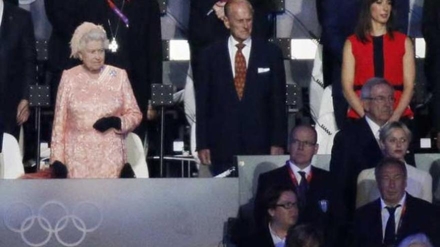 La reina Isabel II y el duque Felipe de Edimburgo