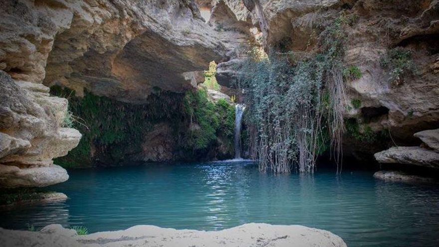 Disputa entre Comunidad y Ayuntamiento por las obras de hormigonado en el acceso al Salto del Usero