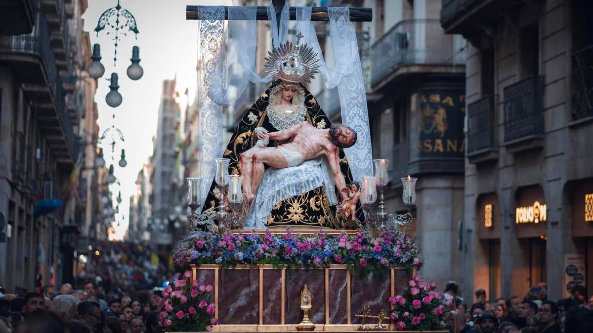 Procesiones de Semana Santa 2025 en Barcelona | Fechas y horarios