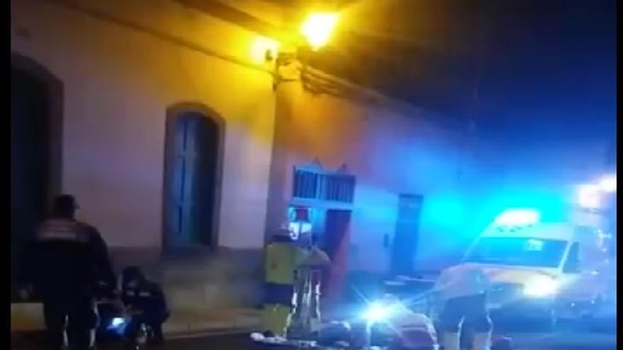 Un vehículo se da la fuga tras atropellar a un peatón en Agüimes.