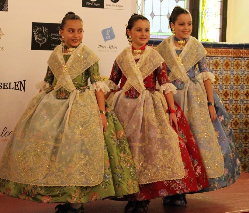 La corte infantil también estrenó el traje de la Joia