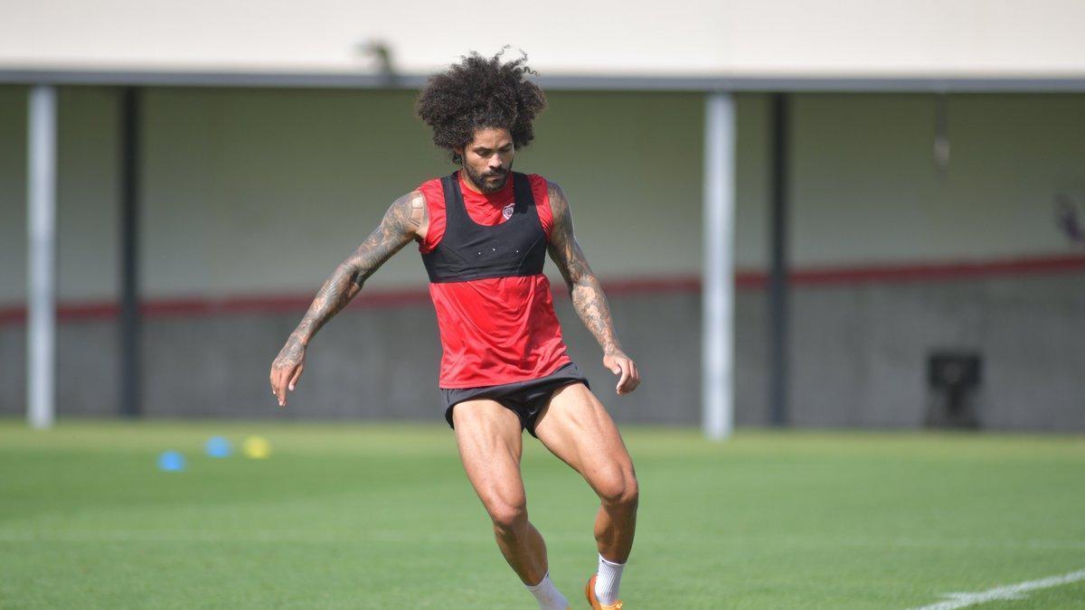 Aridane Hernández, en un entrenamiento con el Rayo Vallecano durante su última etapa en Primera, en 2023