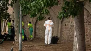 Desalojadas una treintena de personas sin hogar de un asentamiento en Montjuïc