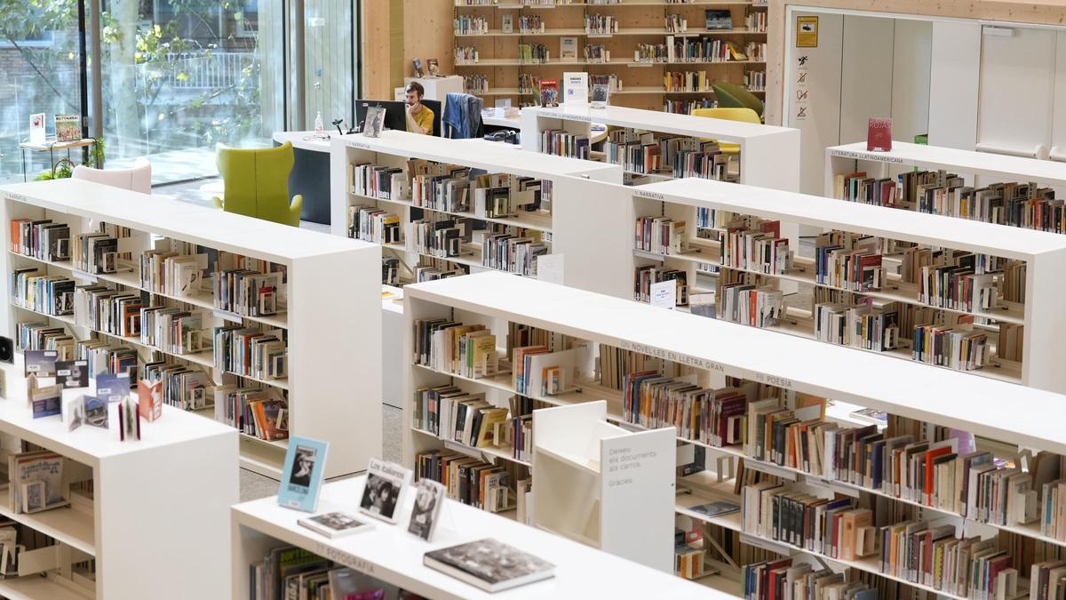 La biblioteca García Márquez de Barcelona. Un lugar perfecto para leer, sobre todo conociendo los beneficios de la lectura