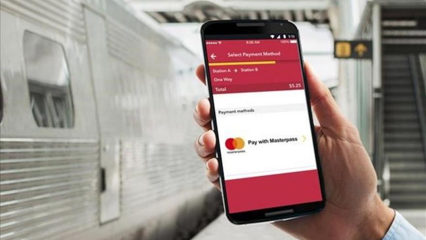 Mastercard pone en marcha su pago por móvil en España