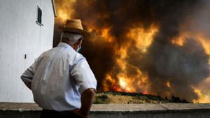Grècia, Portugal i els Balcans lluiten contra les flames en plena onada de calor
