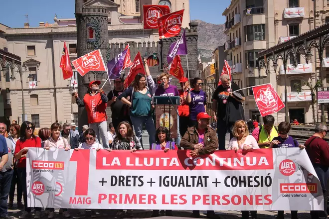 El desempleo baja en l'Alcoià y El Comtat y sitúa la cifra total en 10.047 parados