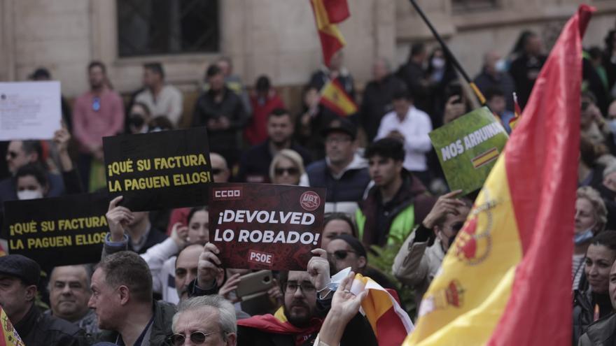 Manifestación de Vox en Palma: la ultraderecha exige que Armengol dimita por la escalada de los precios