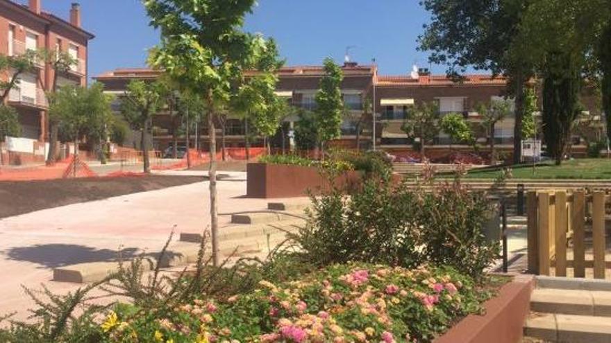 La plaça de Santa Maria de Martorell, remodelada