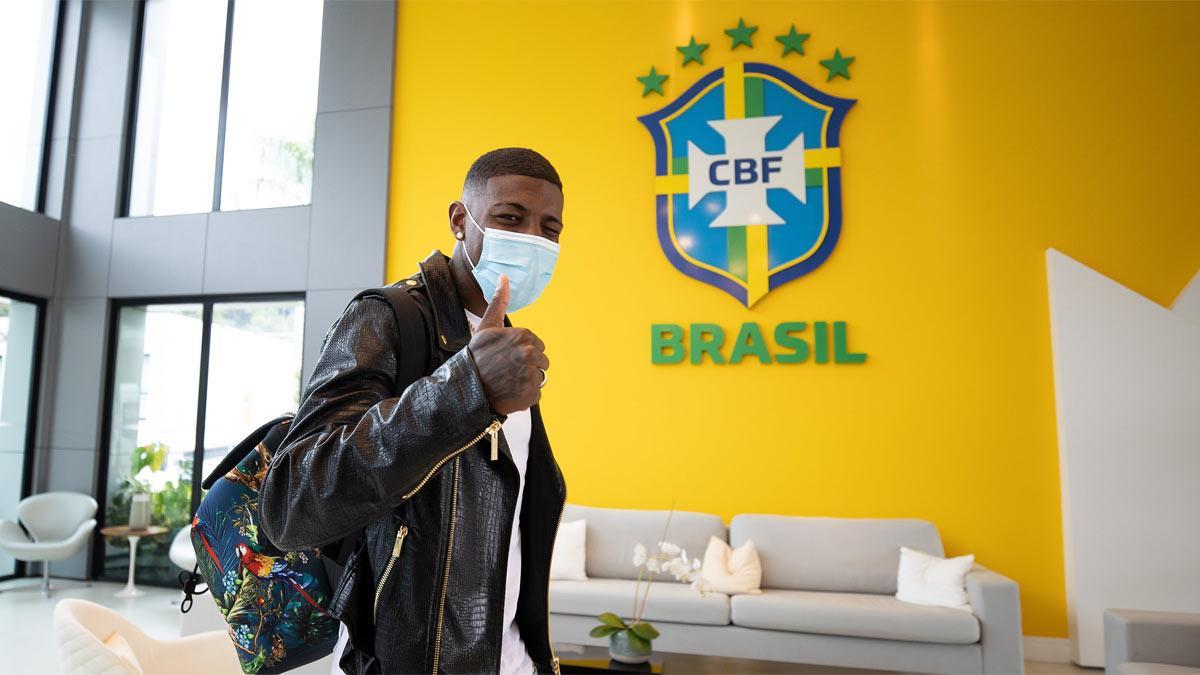 Emerson Royal está en Brasil para jugar dos partidos de clasificación para Qatar 2022