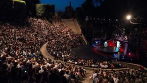 Una poètica oda a la natura i a la dona inaugura el Grec