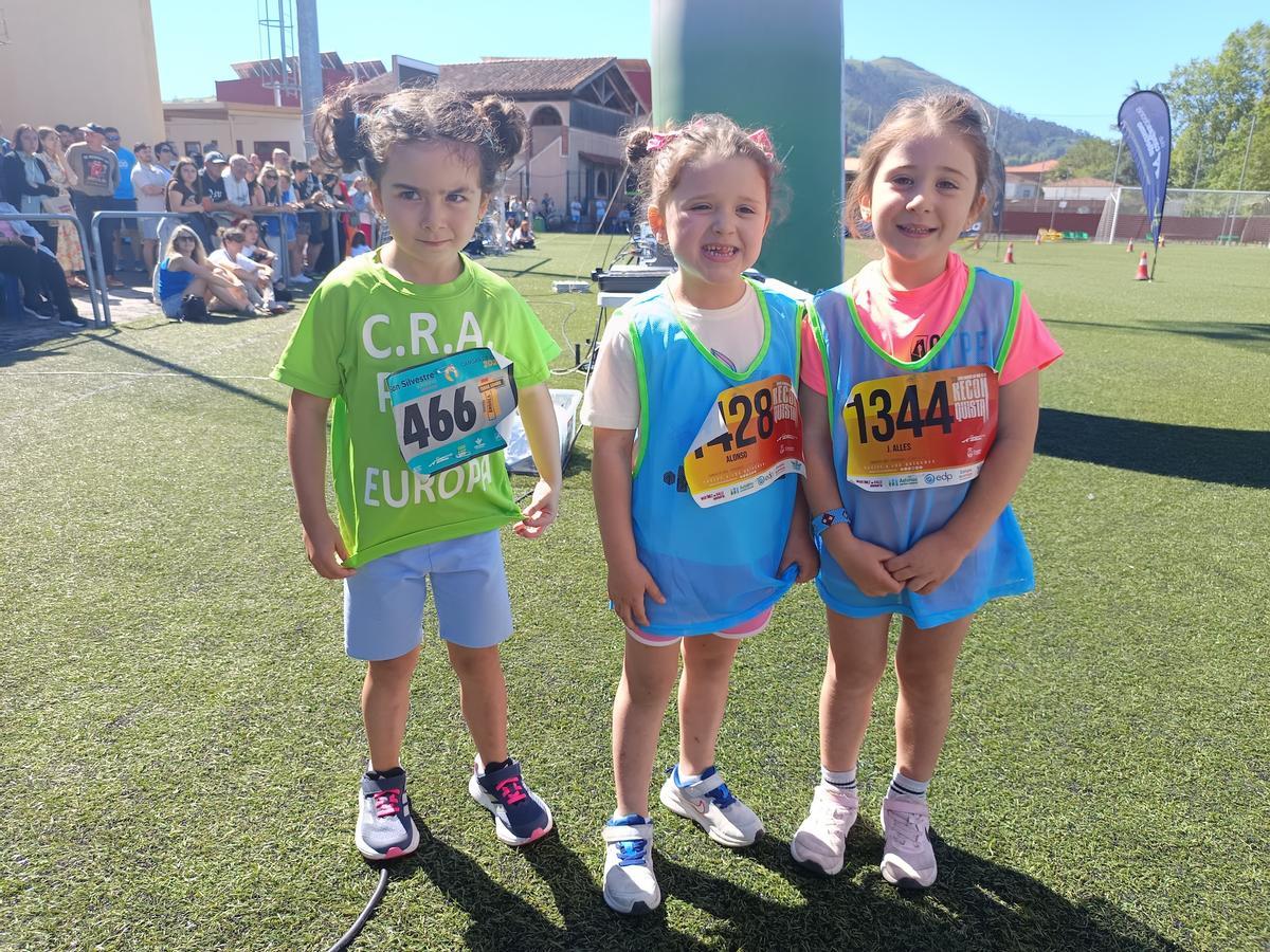 El XV Cross Escolar Infantil de Cangas de Onís reúne a 200 participantes